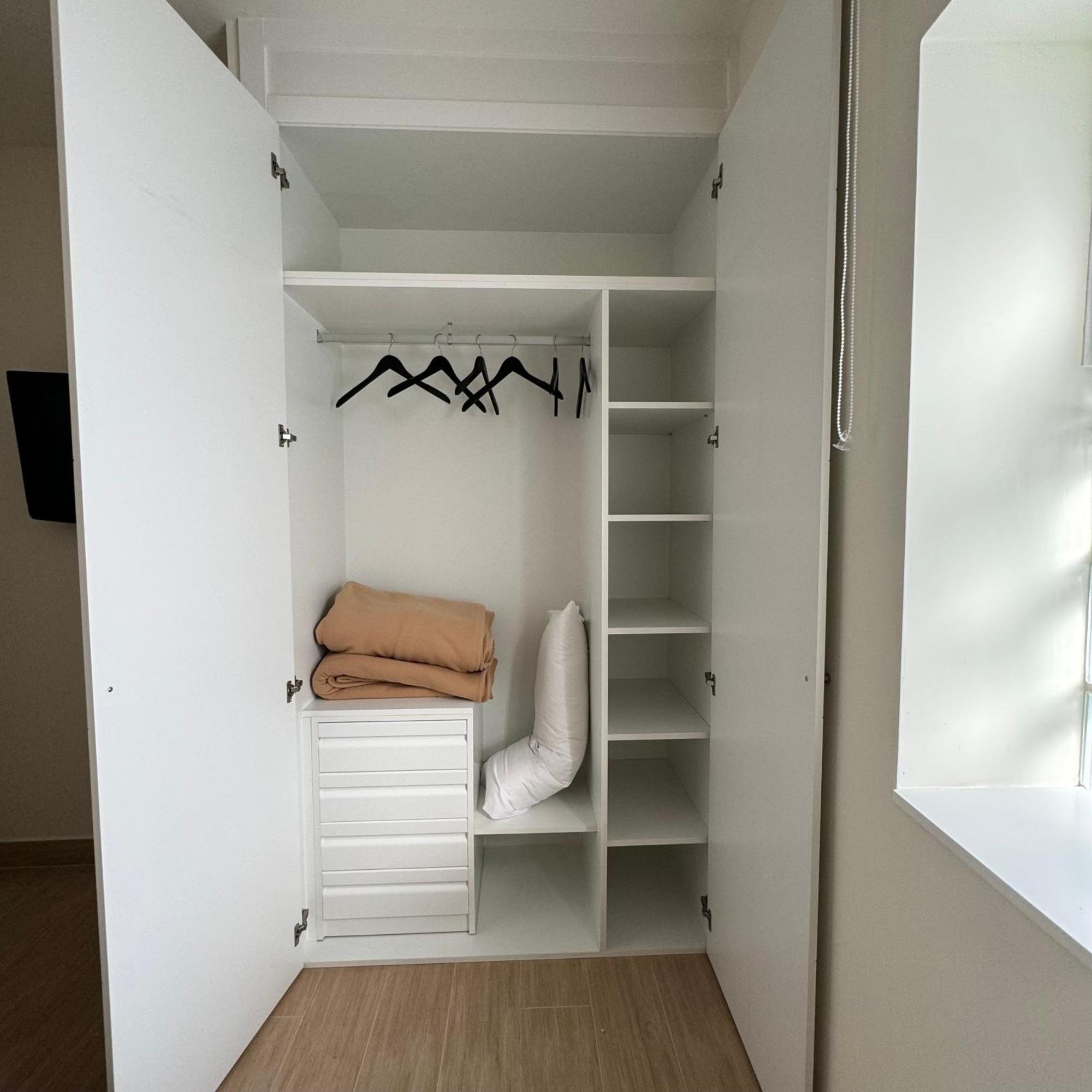 Jardines - Apartamentos & Estudio Сьемпосуэлос Экстерьер фото