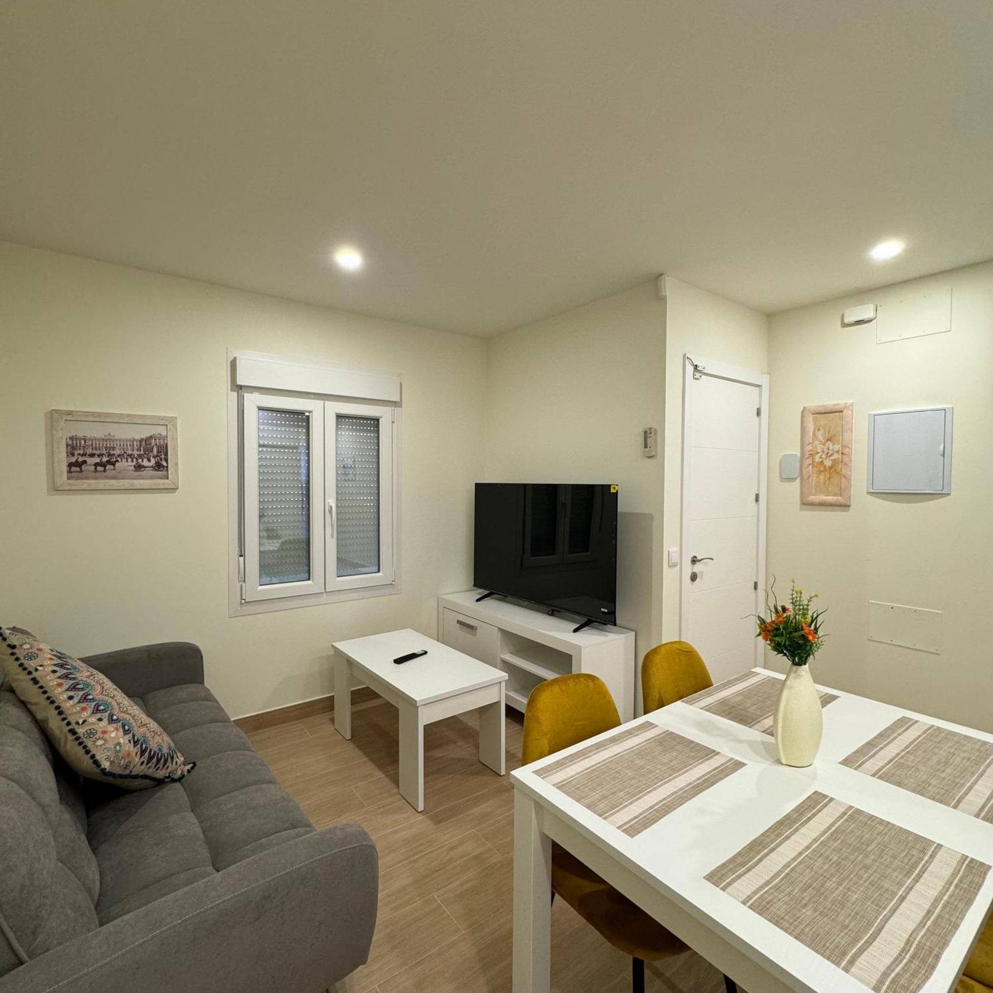 Jardines - Apartamentos & Estudio Сьемпосуэлос Экстерьер фото